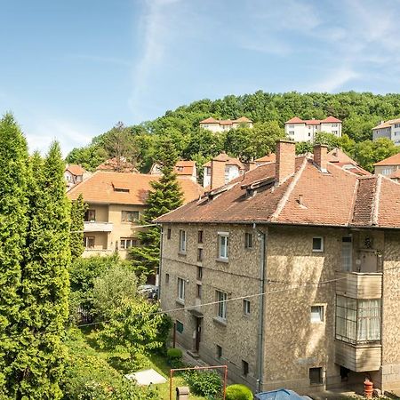 Chic Apartment Braşov Buitenkant foto