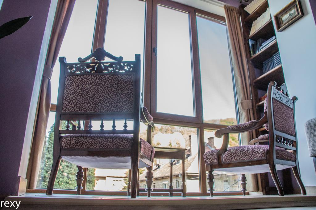 Chic Apartment Braşov Buitenkant foto