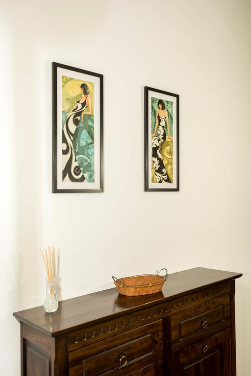 Chic Apartment Braşov Buitenkant foto
